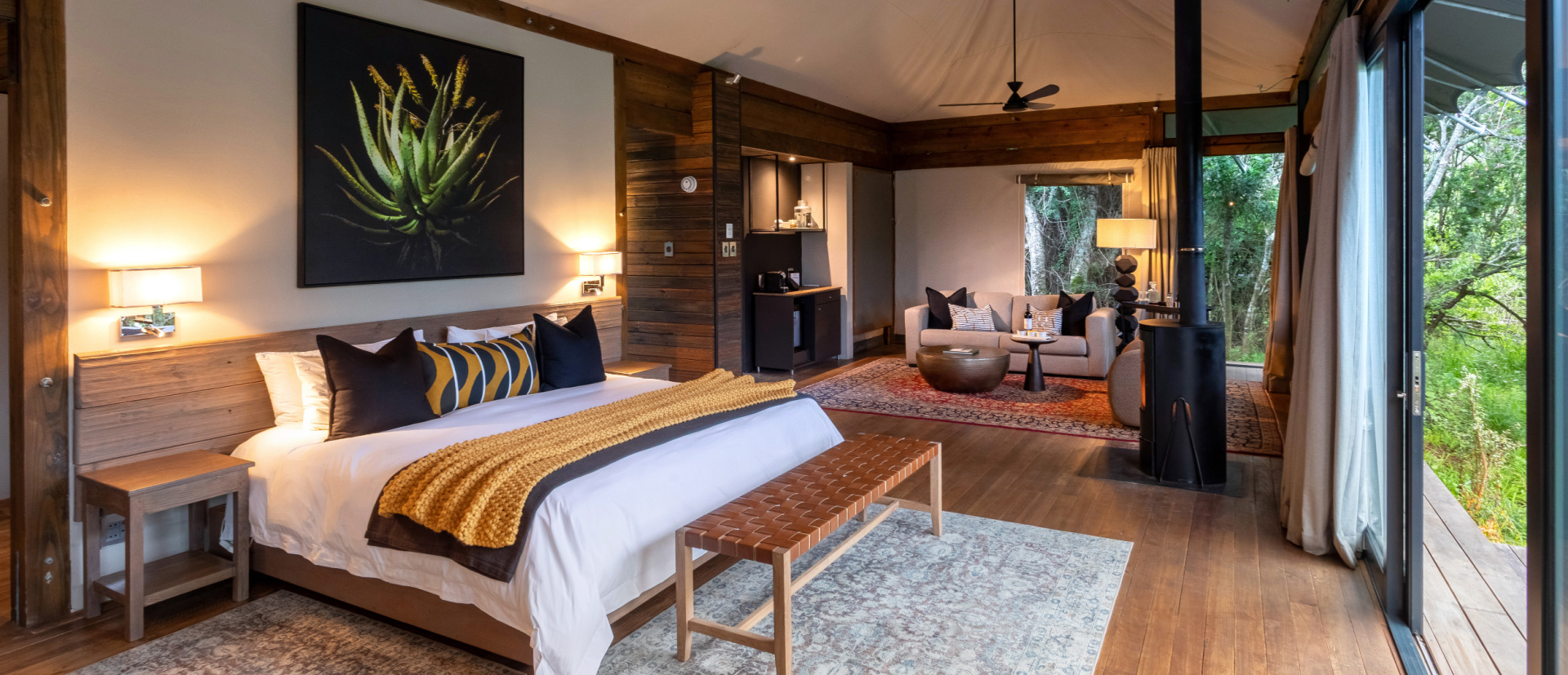 Suite interior